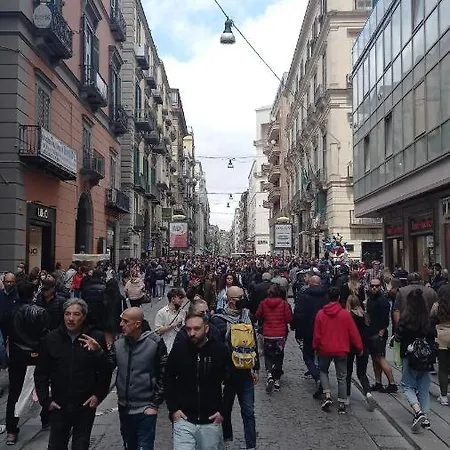 アパート Casa Montecalvario ナポリ