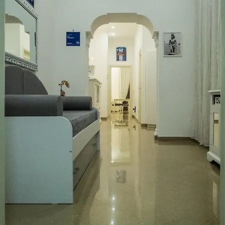 アパート Casa Montecalvario ナポリ