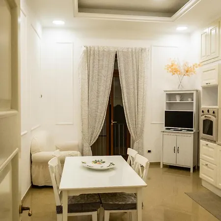 Apartment Casa Montecalvario Naples